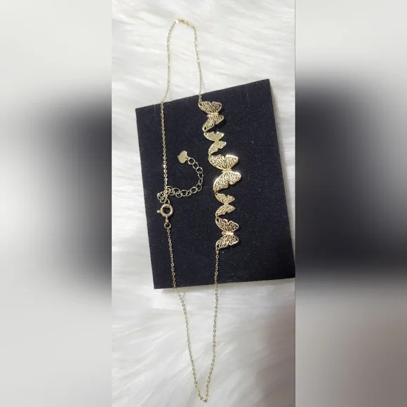 Japan Gold 18K Butterfly Necklace - Picture 6 of 10
